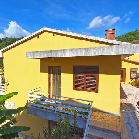 Fuer 3 Personen Ca 20 Qm In Rabac, Istrien Bucht Von Rabac